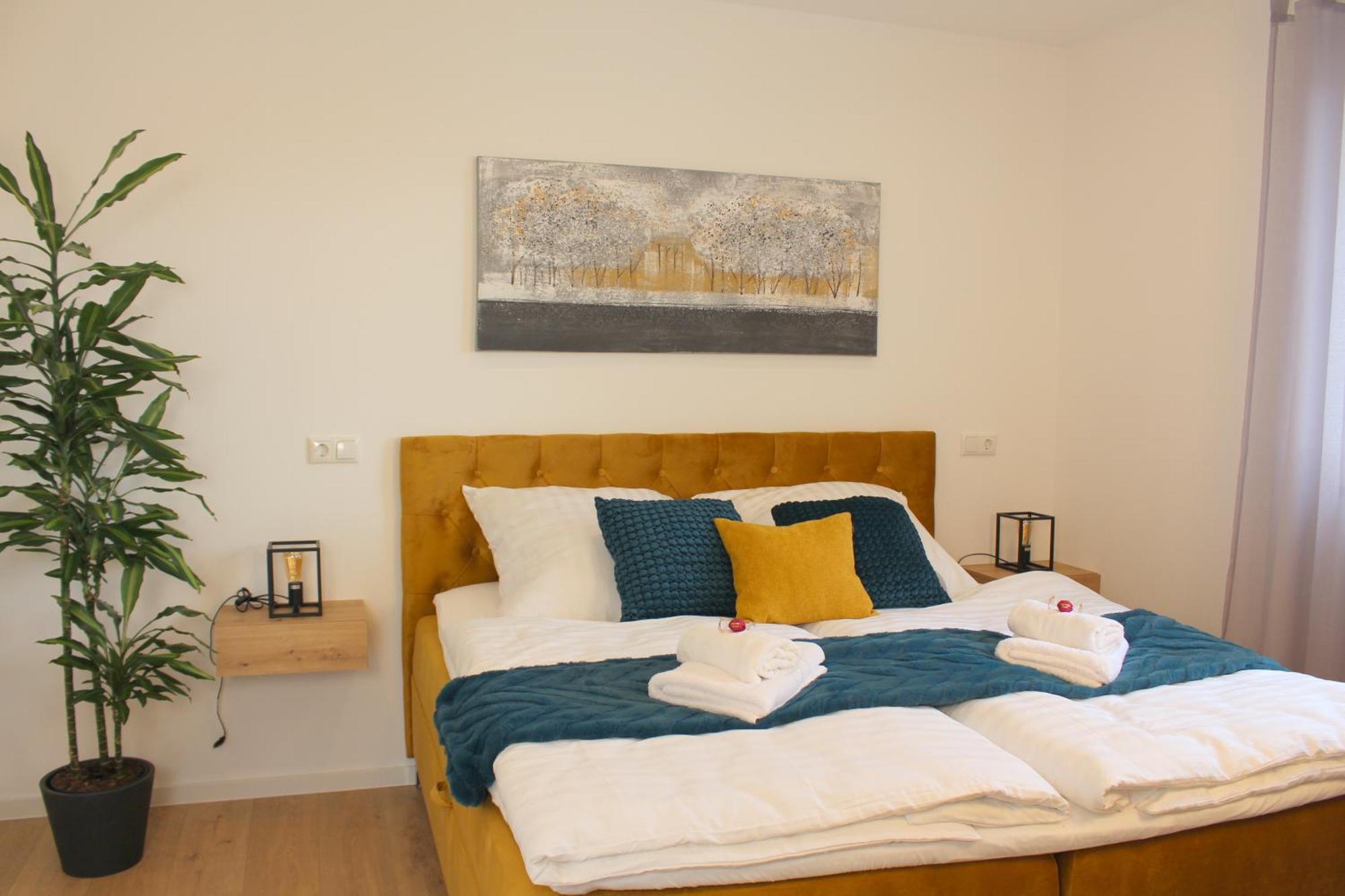 Apartment Mit Voll Ausgestatetter Kueche, Badewanne, Balkon, Parkplatz Vor Dem Haus, Ruhig Gelegen, Ada4 쿨름바흐 외부 사진