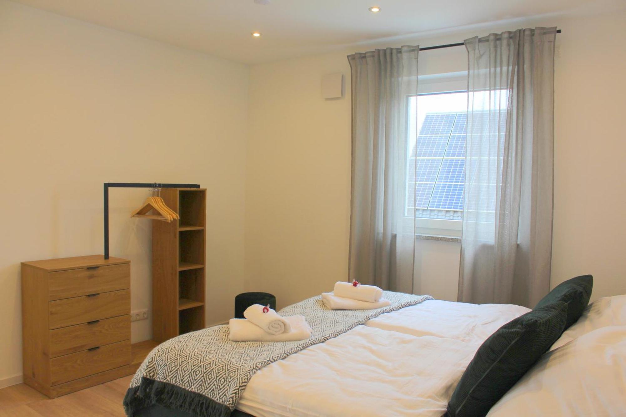 Apartment Mit Voll Ausgestatetter Kueche, Badewanne, Balkon, Parkplatz Vor Dem Haus, Ruhig Gelegen, Ada4 쿨름바흐 외부 사진
