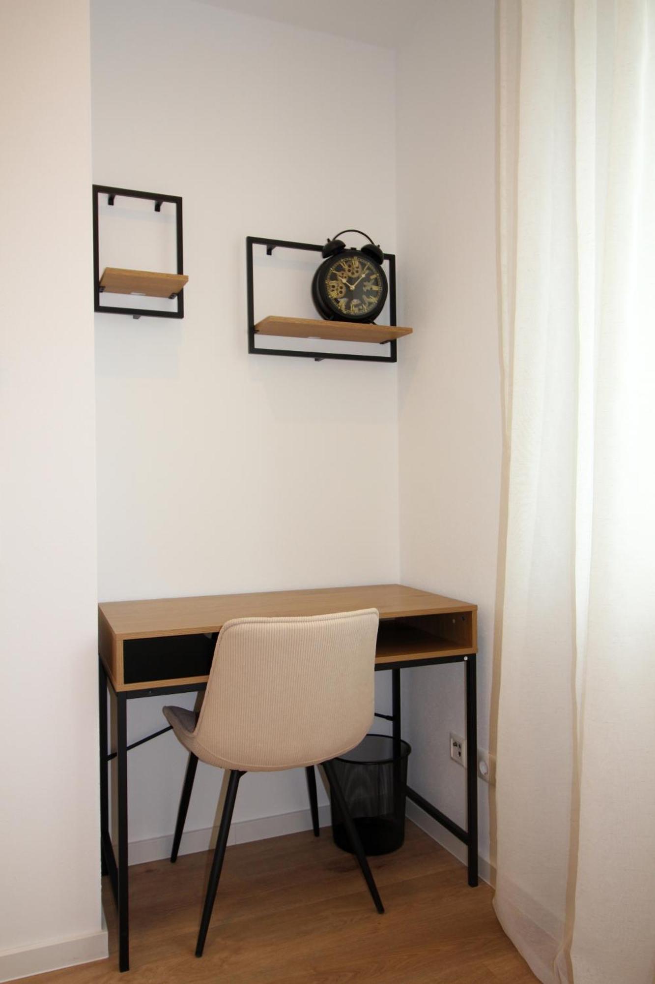 Apartment Mit Voll Ausgestatetter Kueche, Badewanne, Balkon, Parkplatz Vor Dem Haus, Ruhig Gelegen, Ada4 쿨름바흐 외부 사진