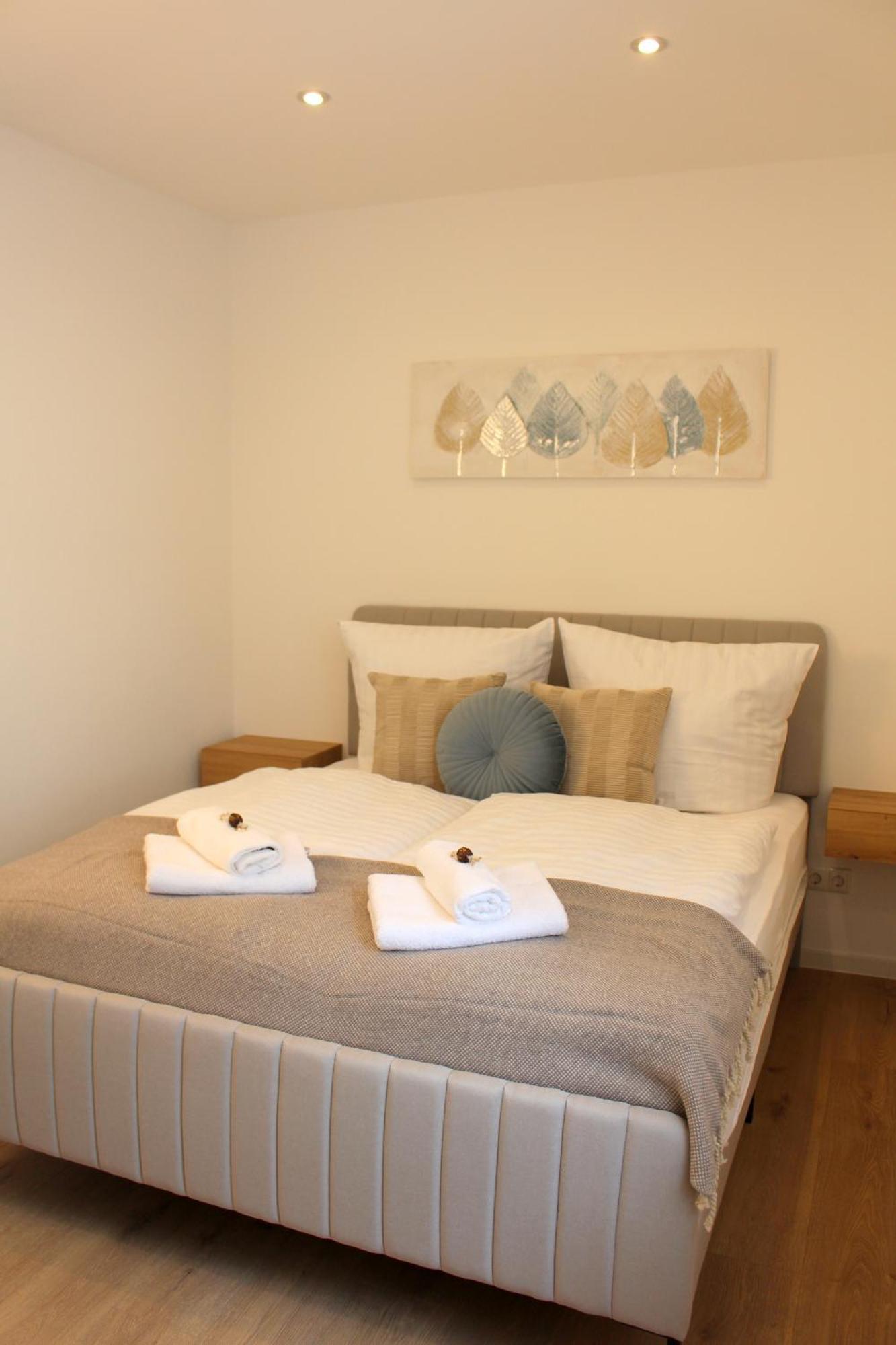 Apartment Mit Voll Ausgestatetter Kueche, Badewanne, Balkon, Parkplatz Vor Dem Haus, Ruhig Gelegen, Ada4 쿨름바흐 외부 사진